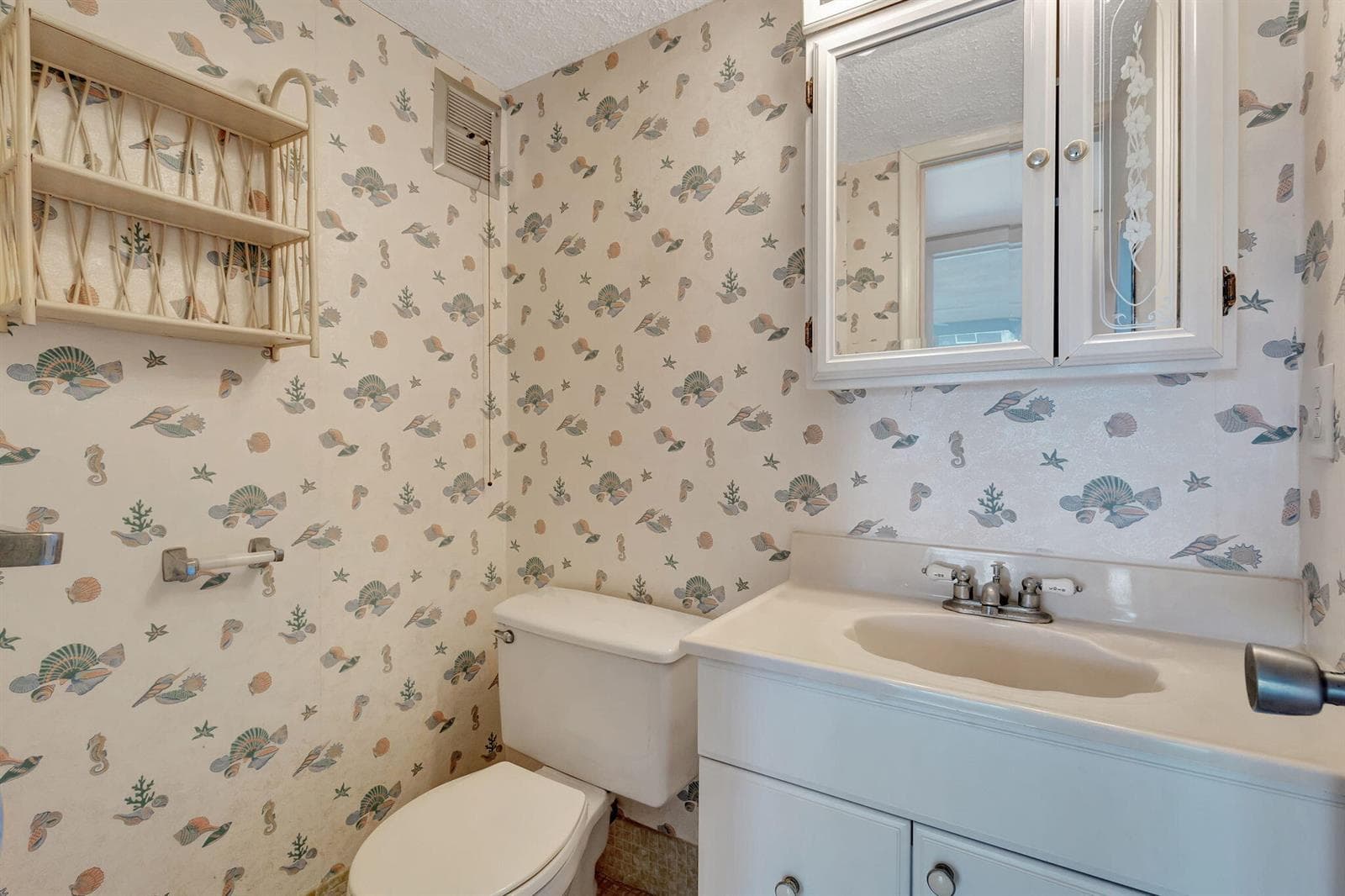 332 Sheffield N, West Palm Beach, FL 33417 photo 12