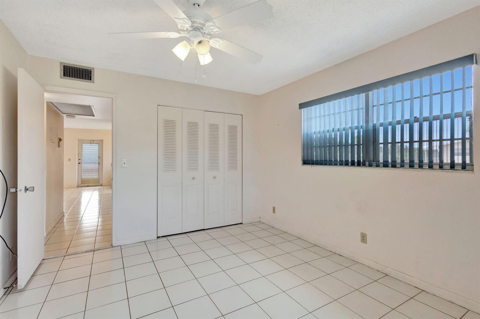 332 Sheffield N, West Palm Beach, FL 33417 photo 9