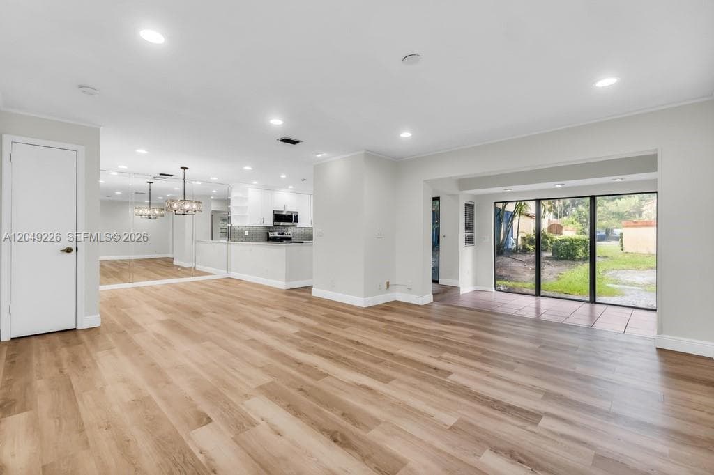 3454 Laurel Oaks Ln, Hollywood, FL 33021 photo 9