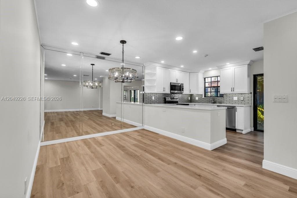 3454 Laurel Oaks Ln, Hollywood, FL 33021 photo 11
