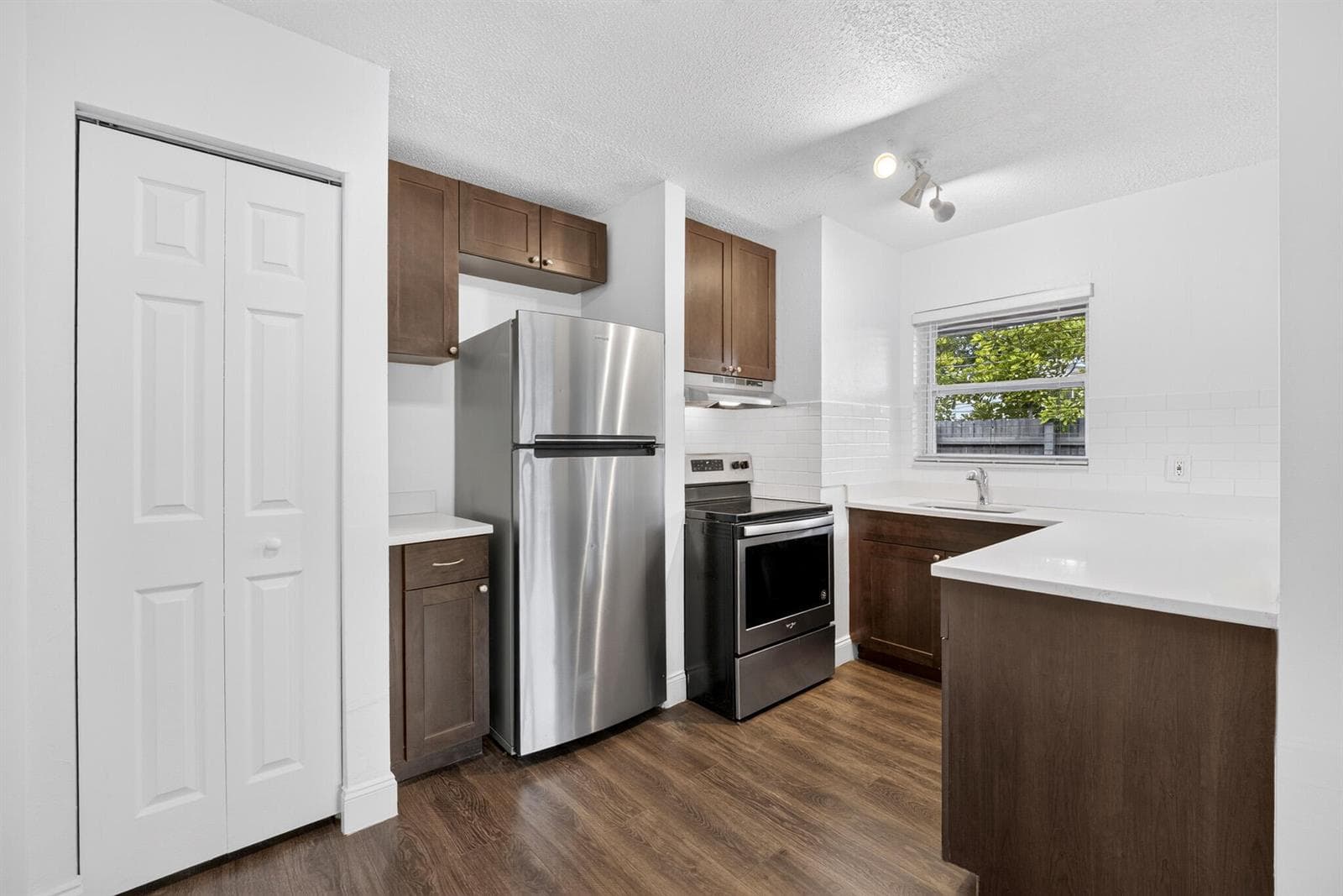 732 SE 15th Street # Apt 1, Fort Lauderdale, FL 33316 photo 2