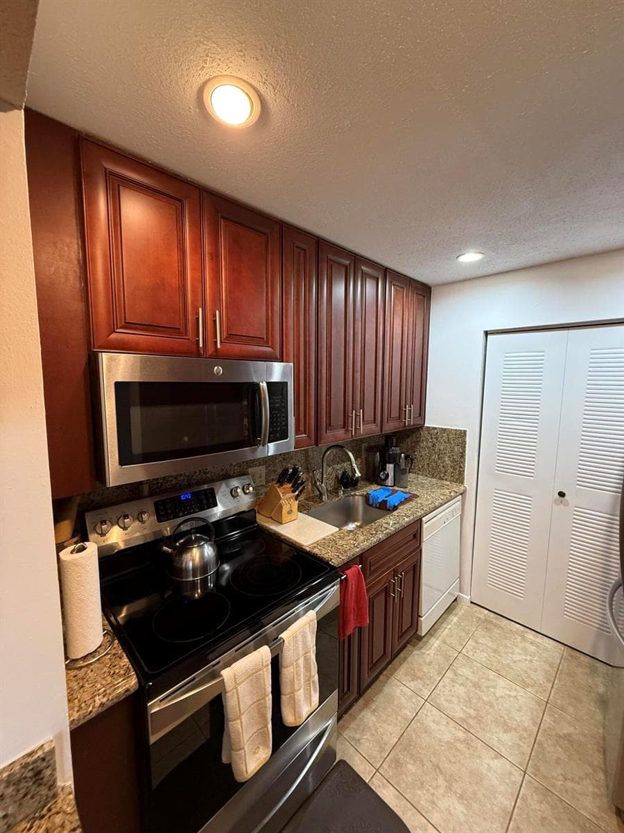 15445 Lakes Of Delray Boulevard # 204, Delray Beach, FL 33484 photo 9
