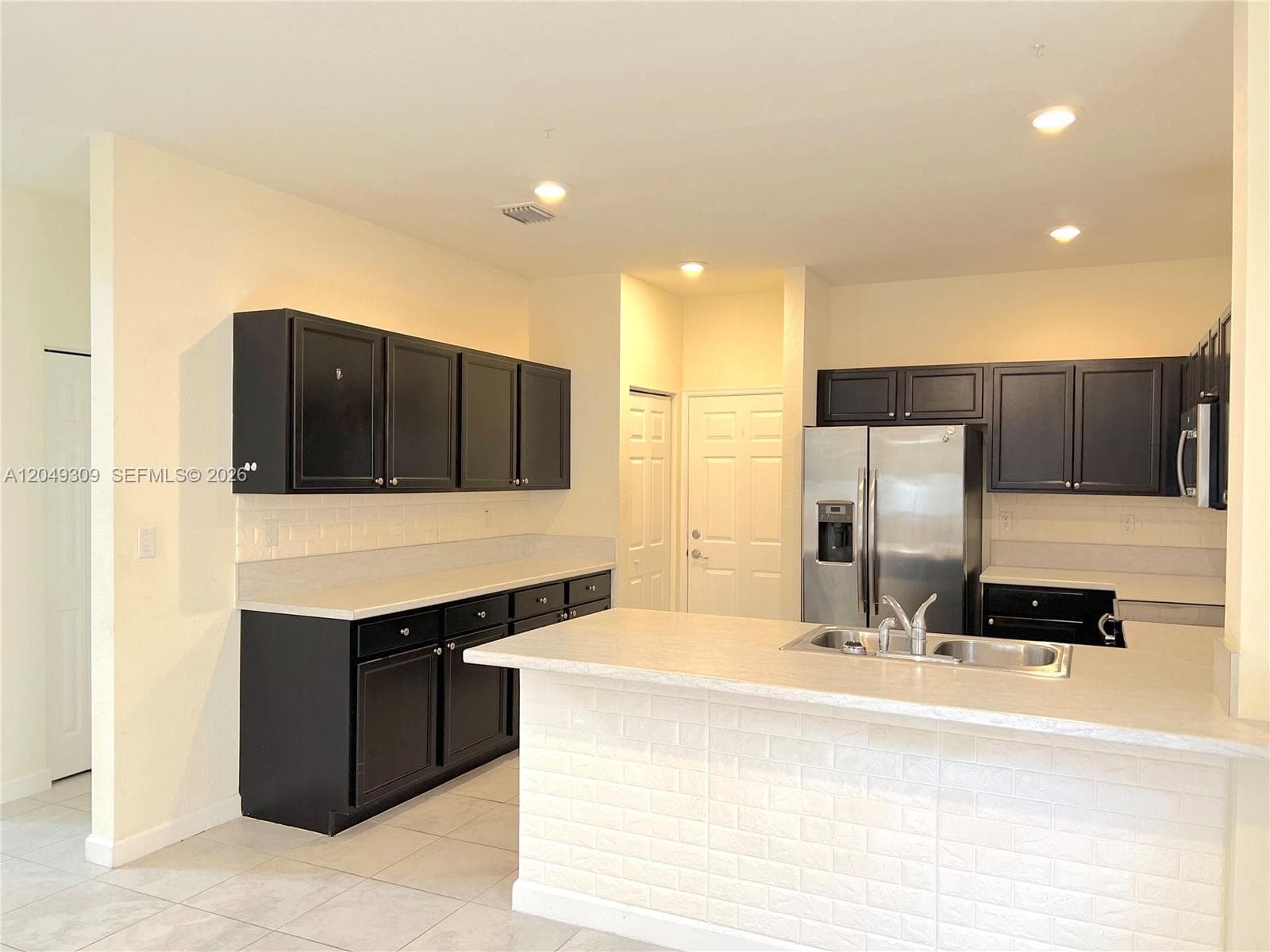 132 NE 24th Ave, Homestead, FL 33033 photo 9