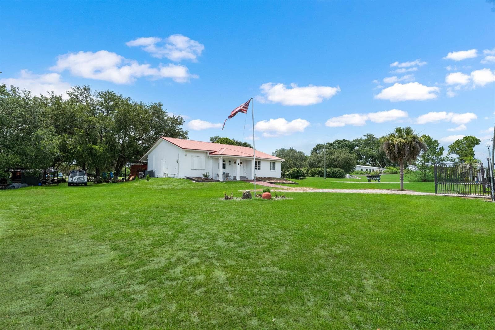 340 S Arboleda Street, Clewiston, FL 33440 photo 3