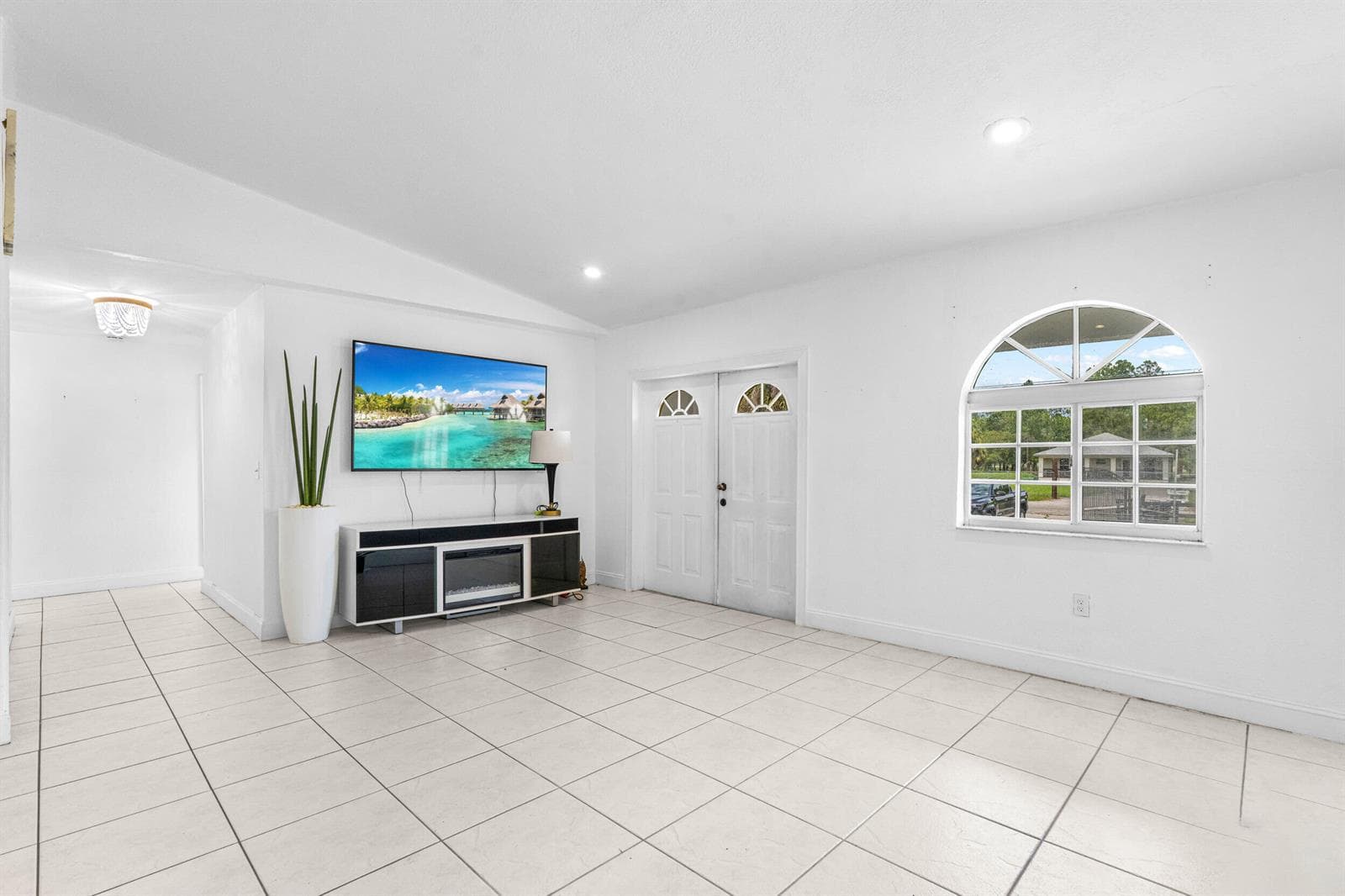 340 S Arboleda Street, Clewiston, FL 33440 photo 5