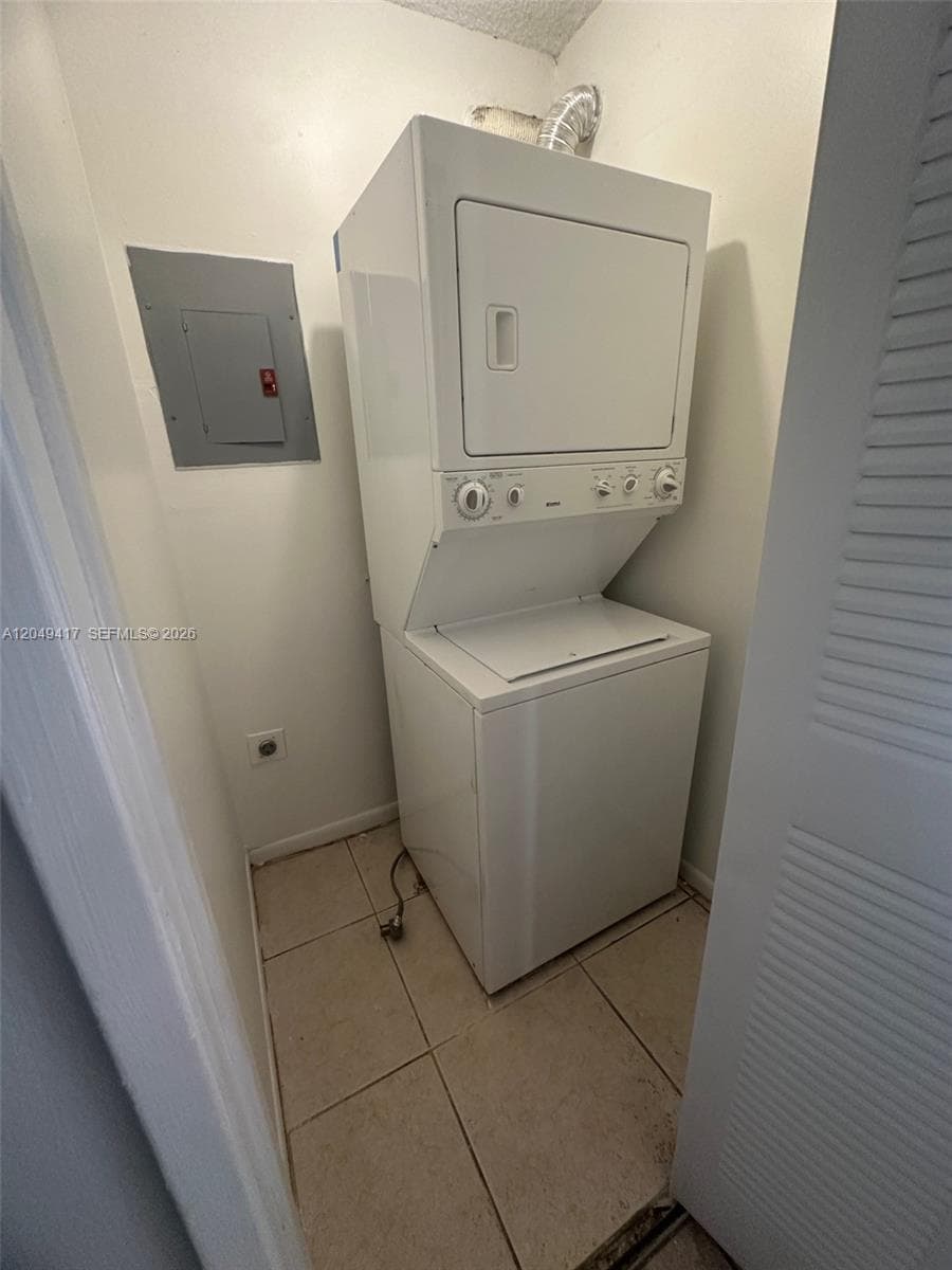 9741 Fontainebleau Blvd # H109, Miami, FL 33172 photo 12