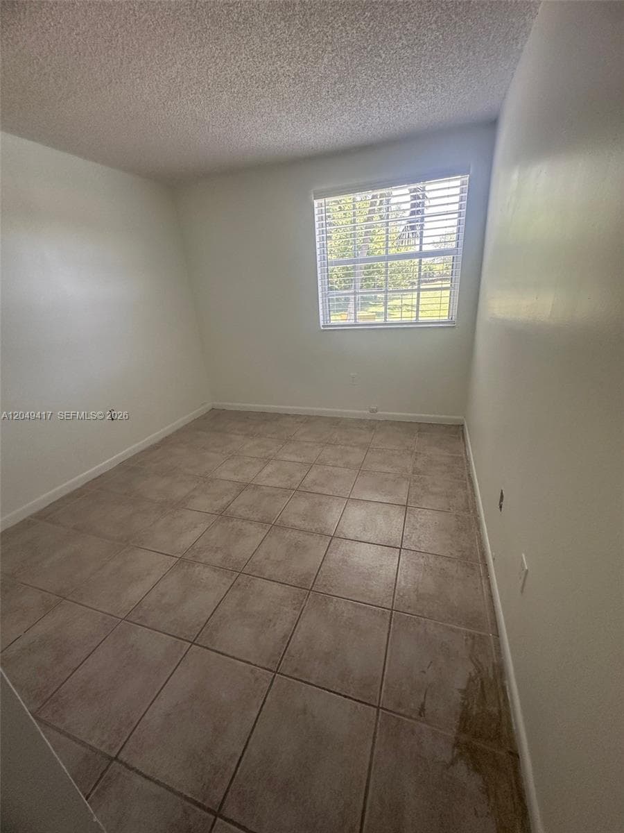 9741 Fontainebleau Blvd # H109, Miami, FL 33172 photo 7