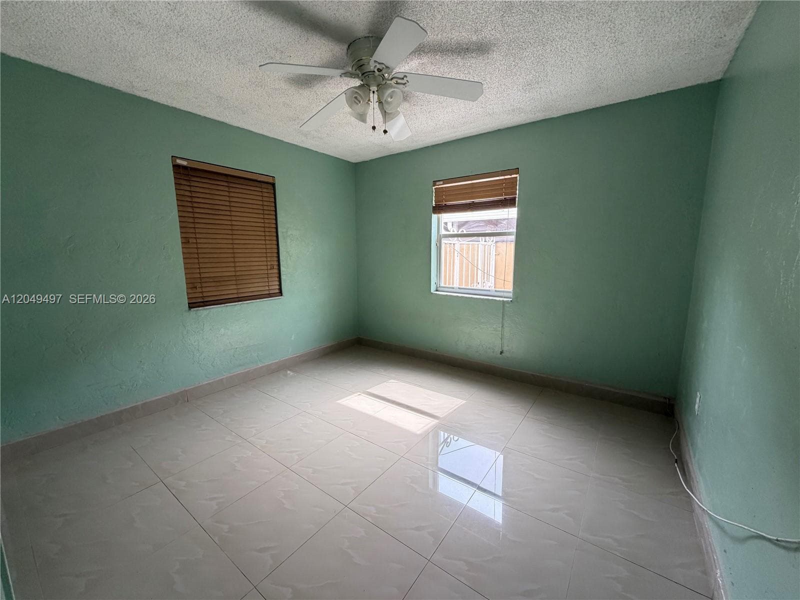 1061 E 20th St, Hialeah, FL 33013 photo 9