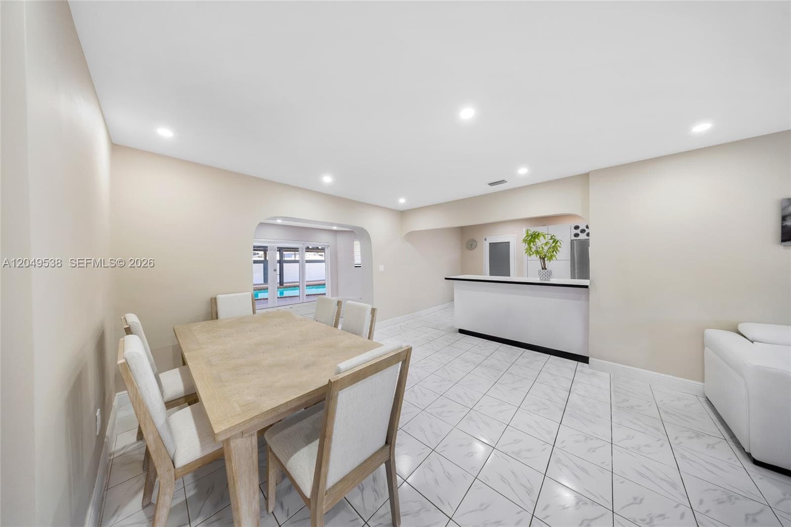 490 W 33rd Pl, Hialeah, FL 33012 photo 5