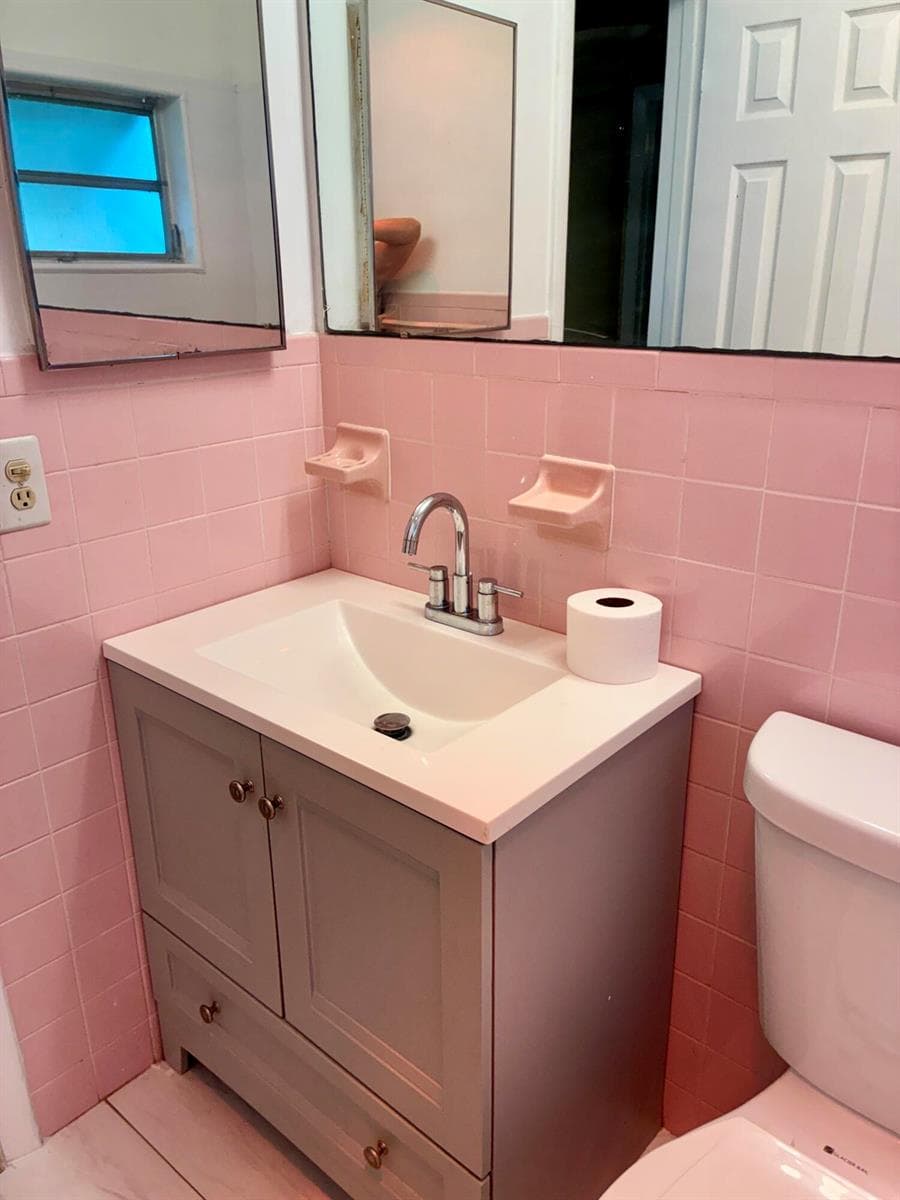 7470 NW 7th Place, Margate, FL 33063 photo 11