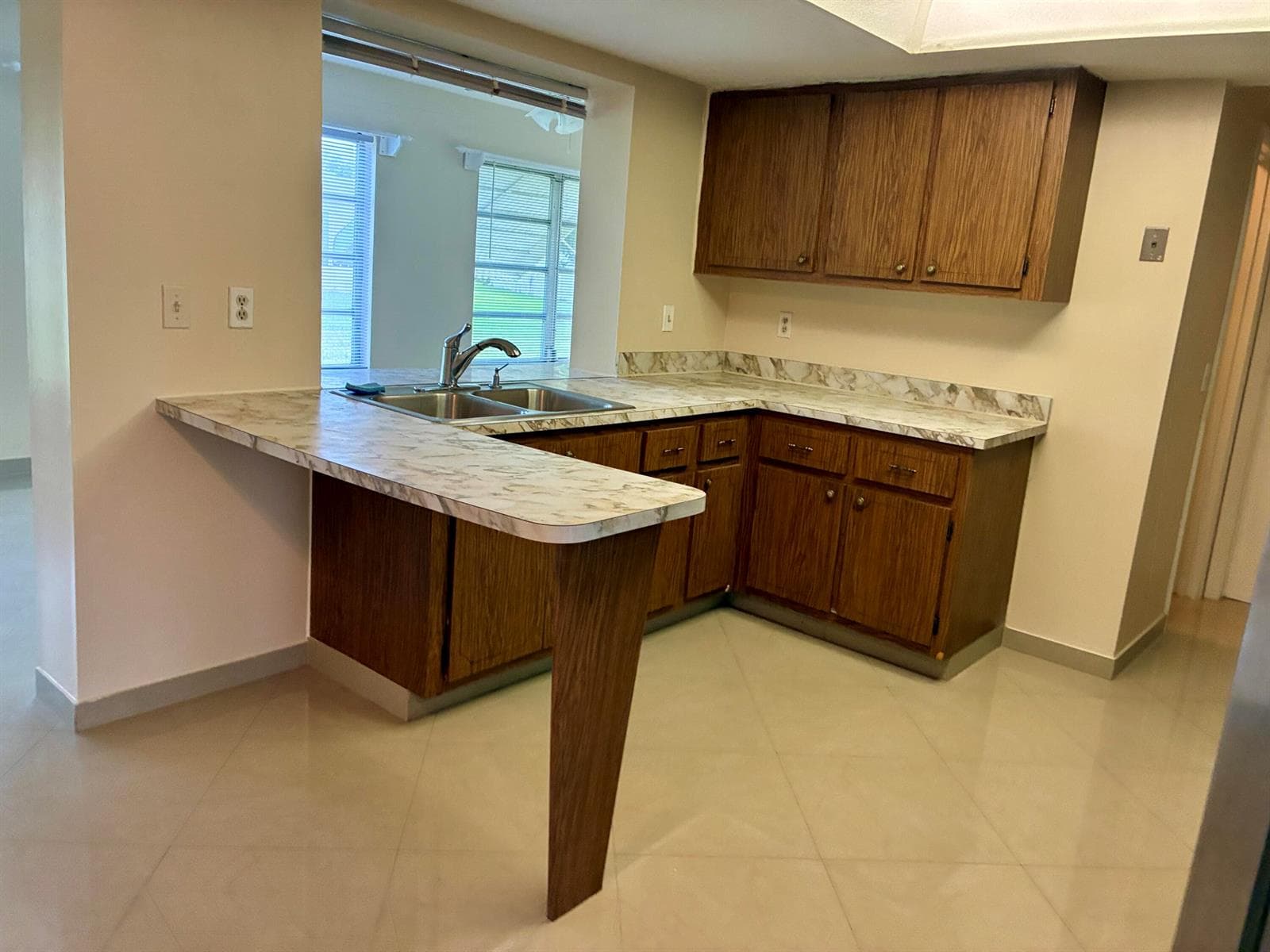 7470 NW 7th Place, Margate, FL 33063 photo 8