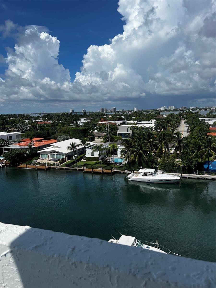 10000 W Bay Harbor Dr # PH4, Bay Harbor Islands, FL 33154