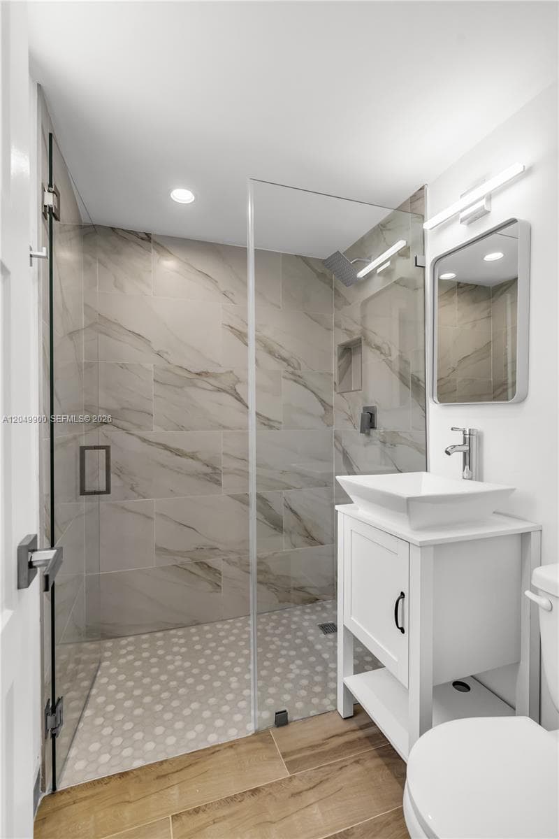 5991 SW 76th St # C7, South Miami, FL 33143 photo 6
