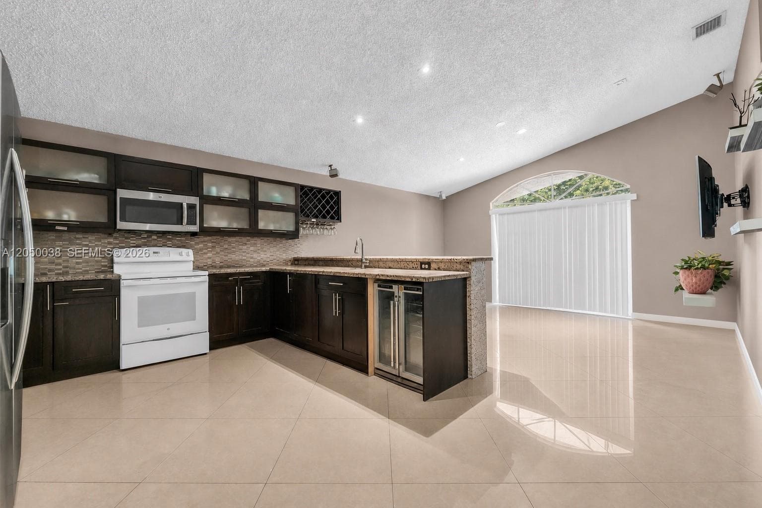 17971 SW 12th Ct, Pembroke Pines, FL 33029 photo 4
