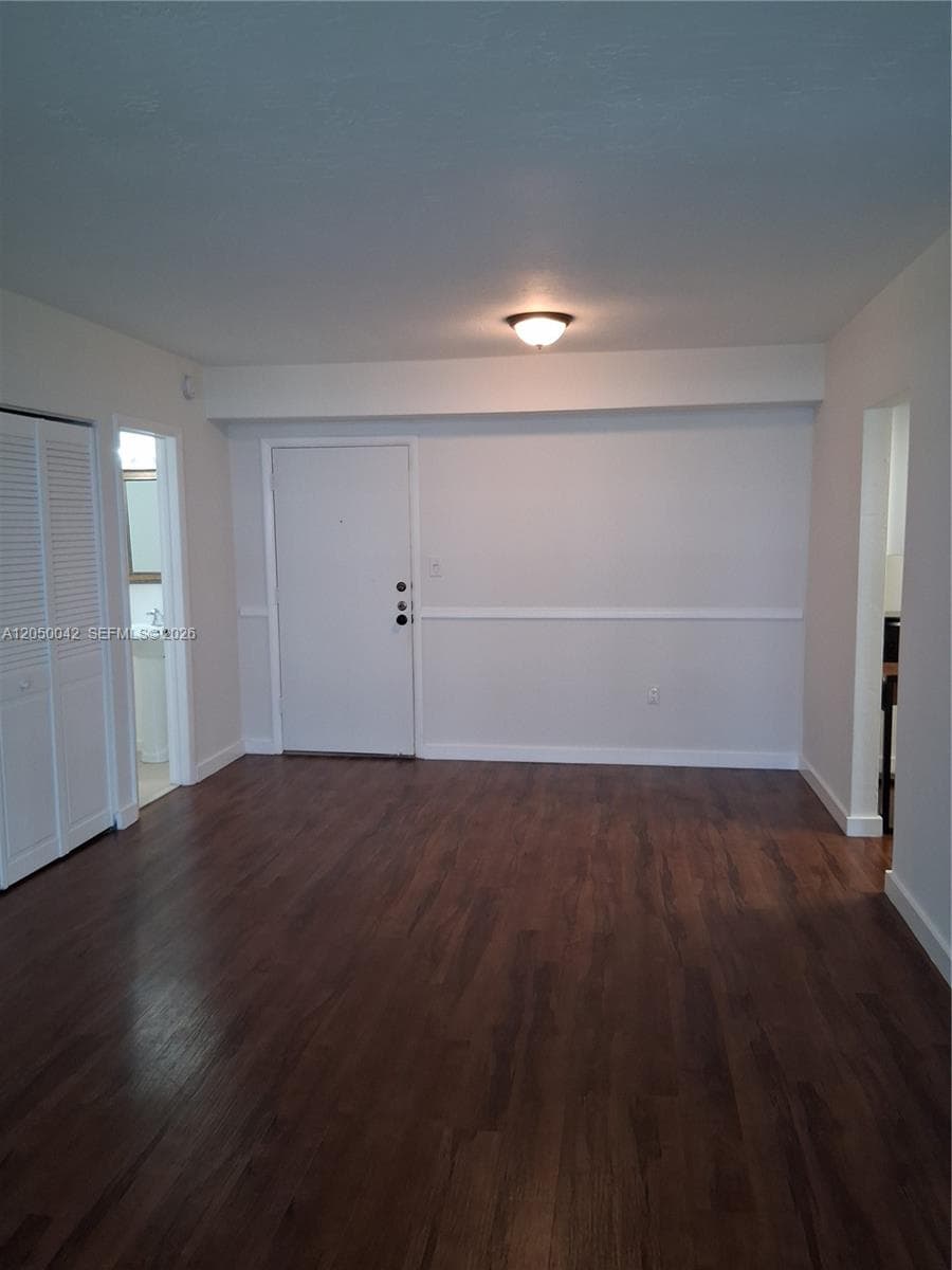 8315 SW 72nd Ave # 303B, Miami, FL 33143 photo 6