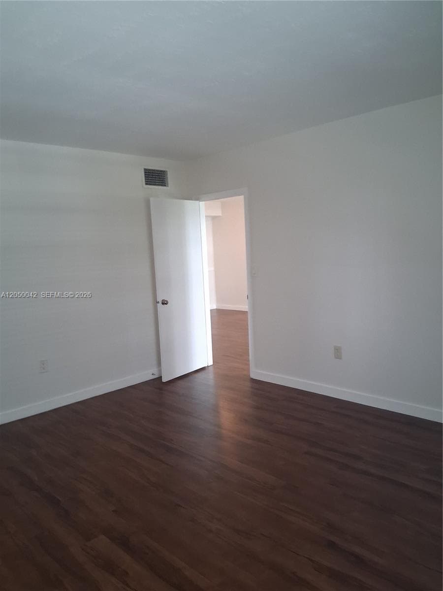 8315 SW 72nd Ave # 303B, Miami, FL 33143 photo 10
