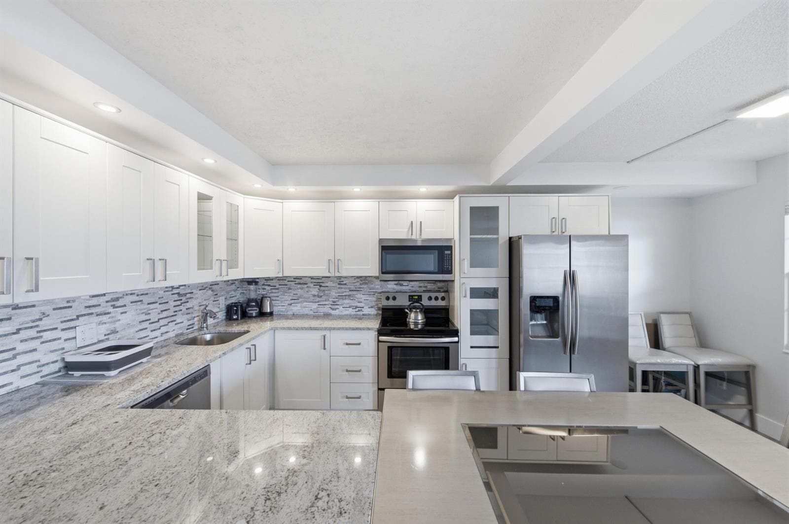 1048 Lincoln C, Boca Raton, FL 33434 photo 9