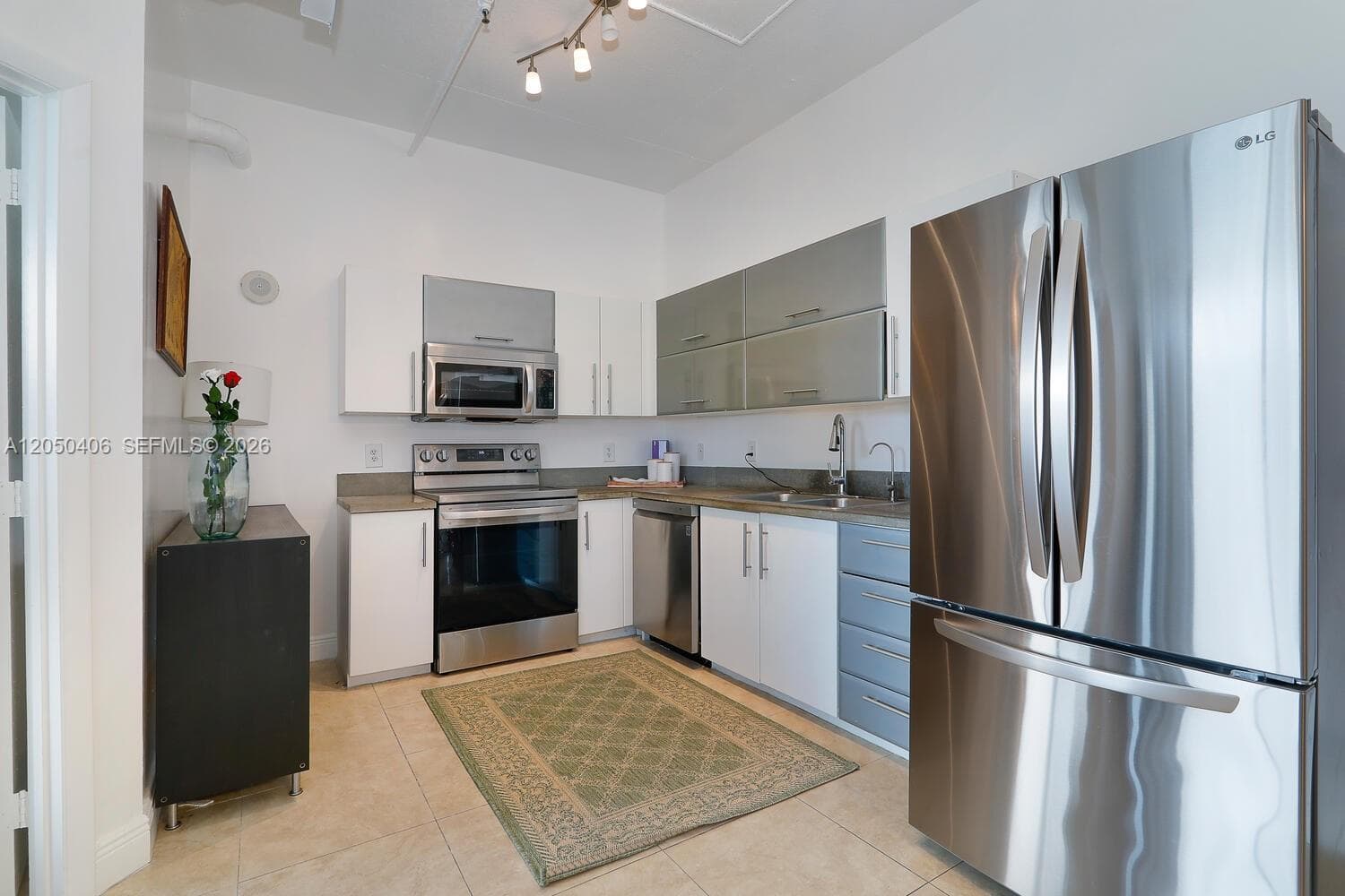 444 NE 30th St # 502, Miami, FL 33137 photo 11