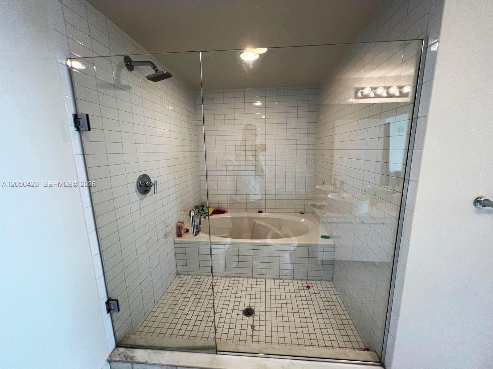 888 Biscayne Blvd # 4005, Miami, FL 33132 photo 6