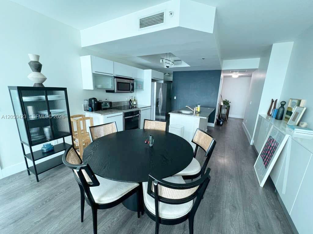 888 Biscayne Blvd # 4005, Miami, FL 33132 photo 11