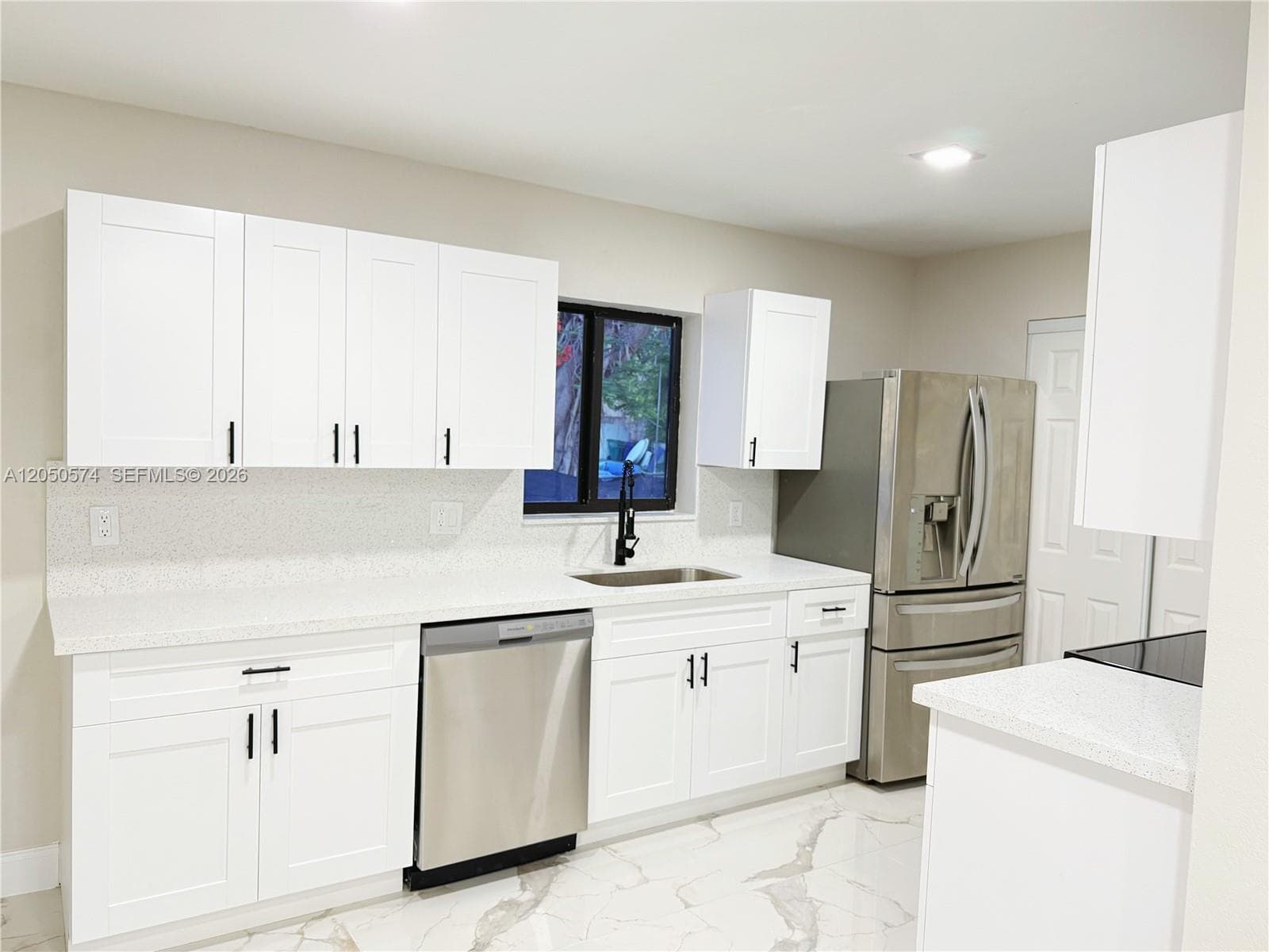 2401 SW 50th Ter, Plantation, FL 33317 photo 6