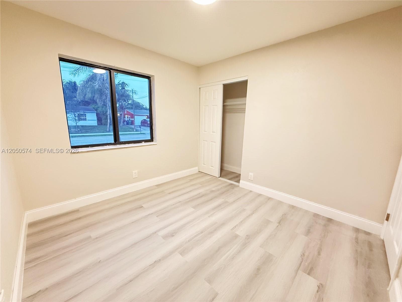 2401 SW 50th Ter, Plantation, FL 33317 photo 12