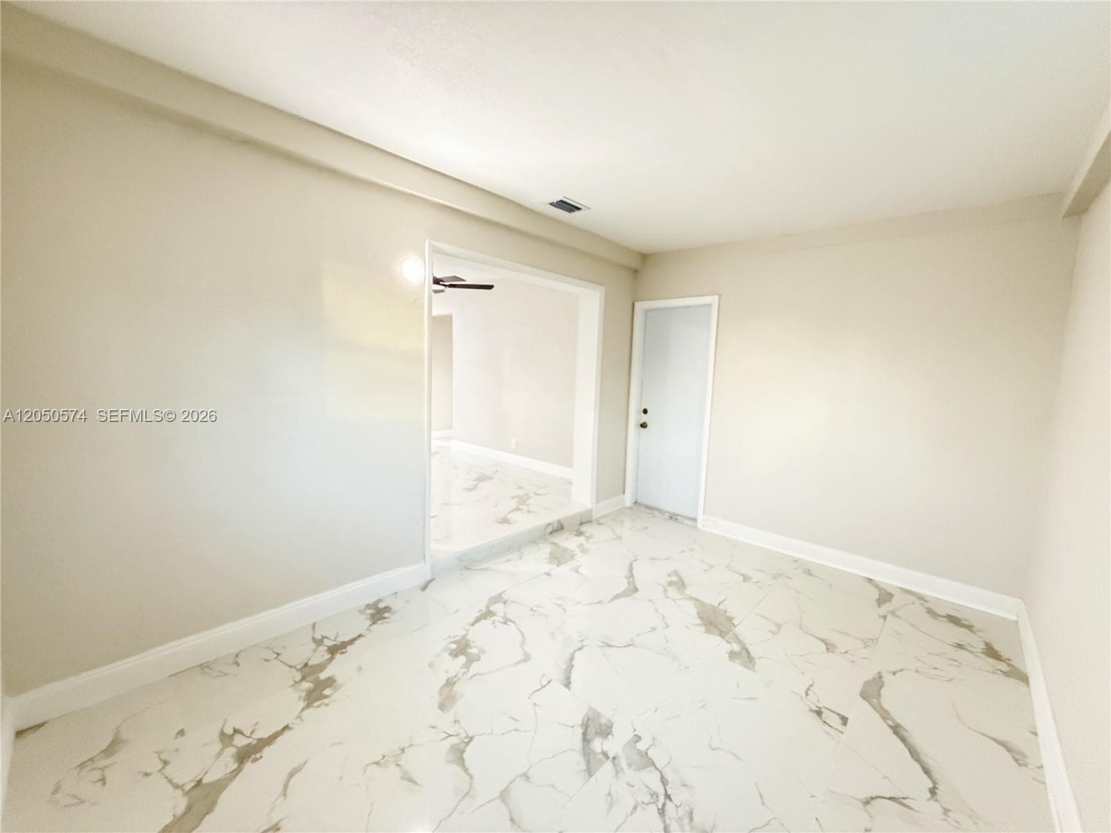 2401 SW 50th Ter, Plantation, FL 33317 photo 10