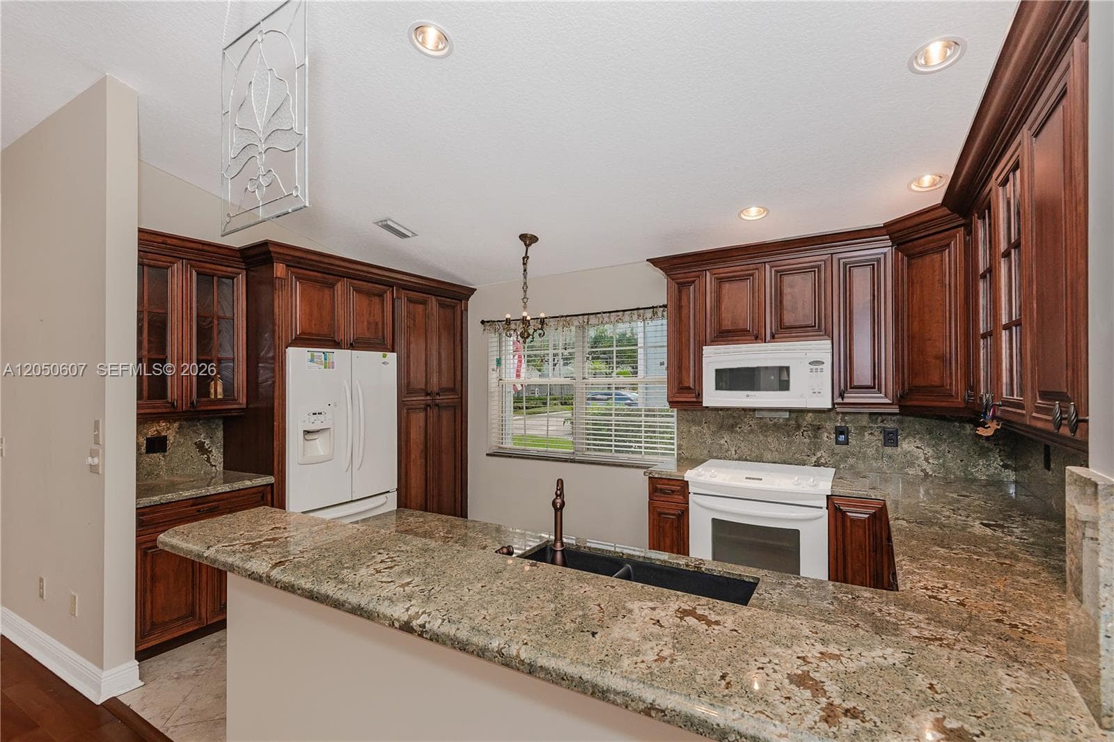 9852 NW 9th Ct, Plantation, FL 33324 photo 10