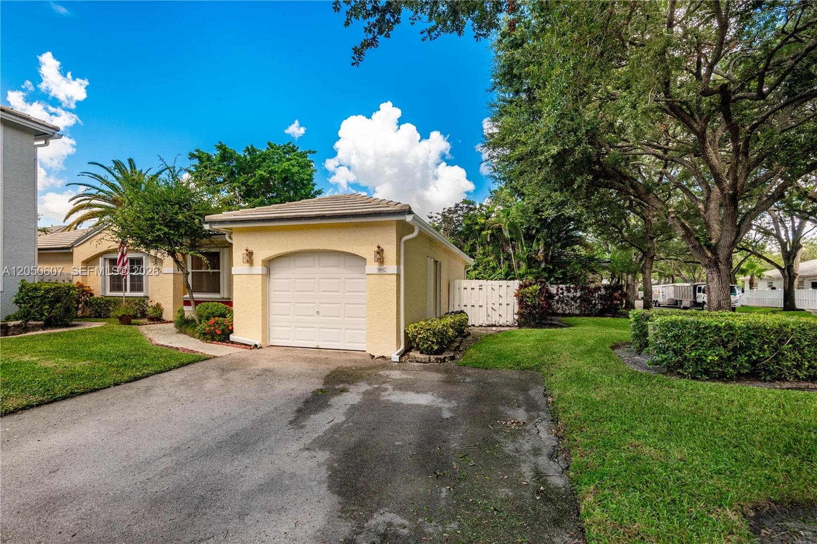 9852 NW 9th Ct, Plantation, FL 33324 photo 8