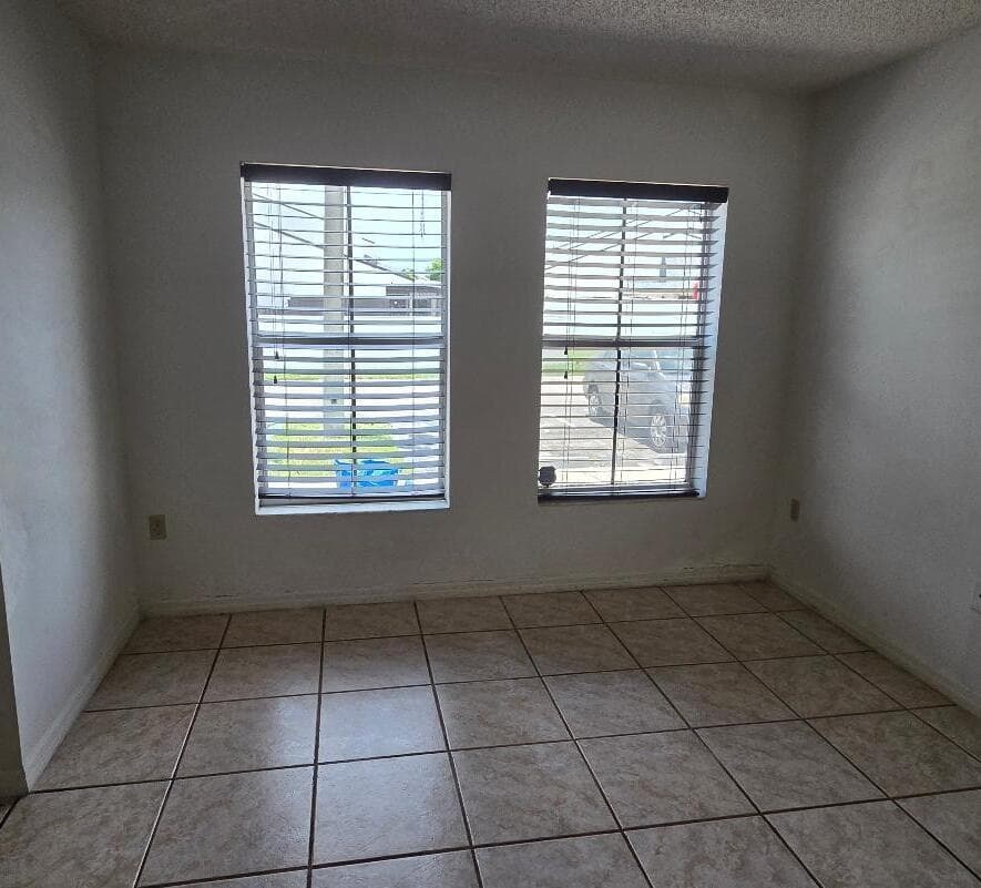 9187 Fontainebleau Boulevard # 419, Miami, FL 33172 photo 11
