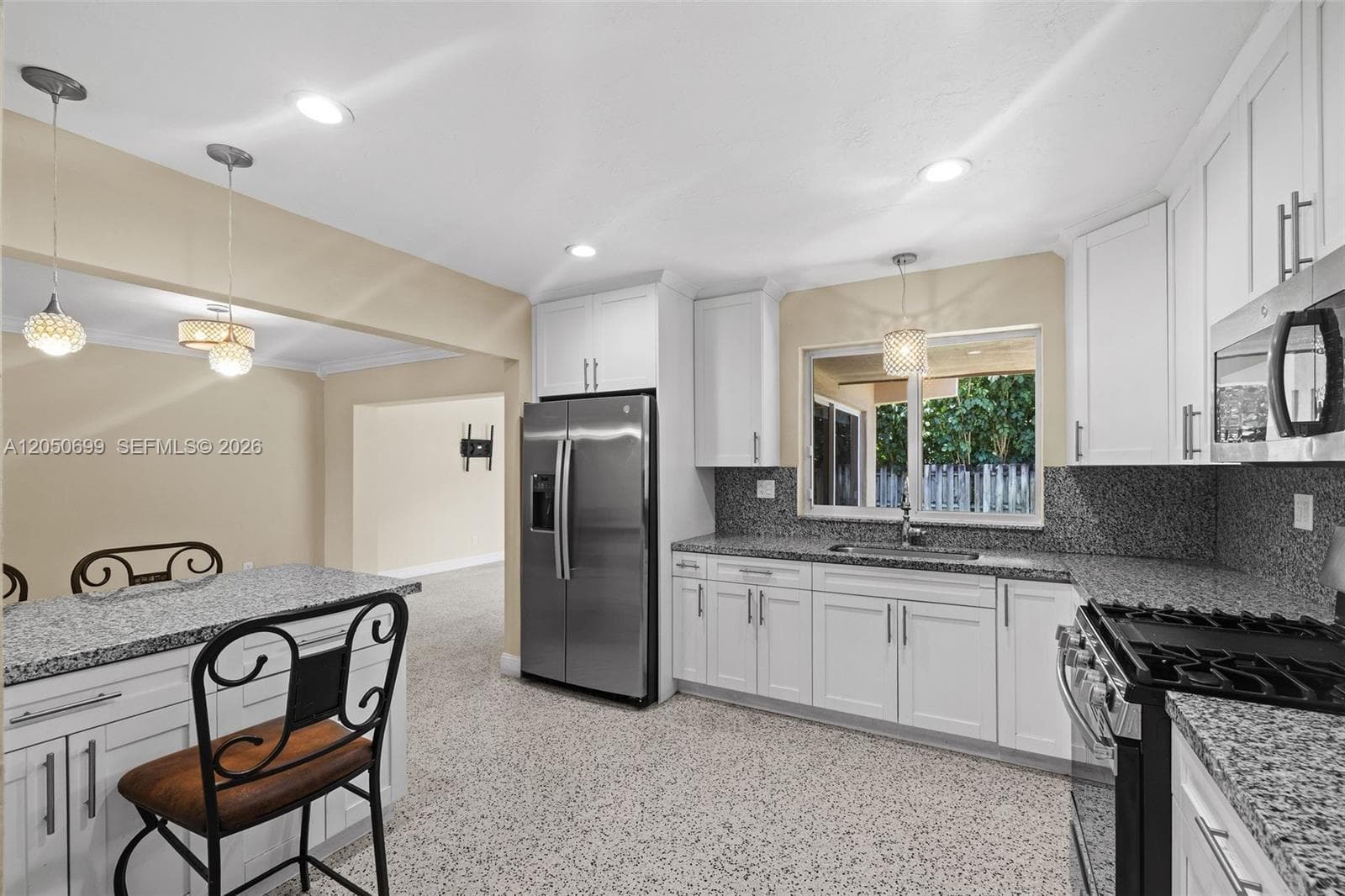 8431 Pasadena Blvd, Pembroke Pines, FL 33024 photo 10
