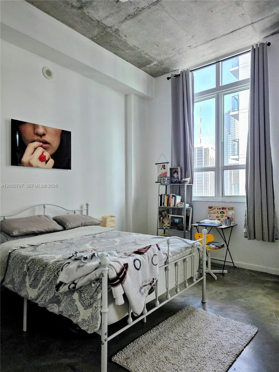 234 NE 3rd St # UPH09, Miami, FL 33132 photo 9