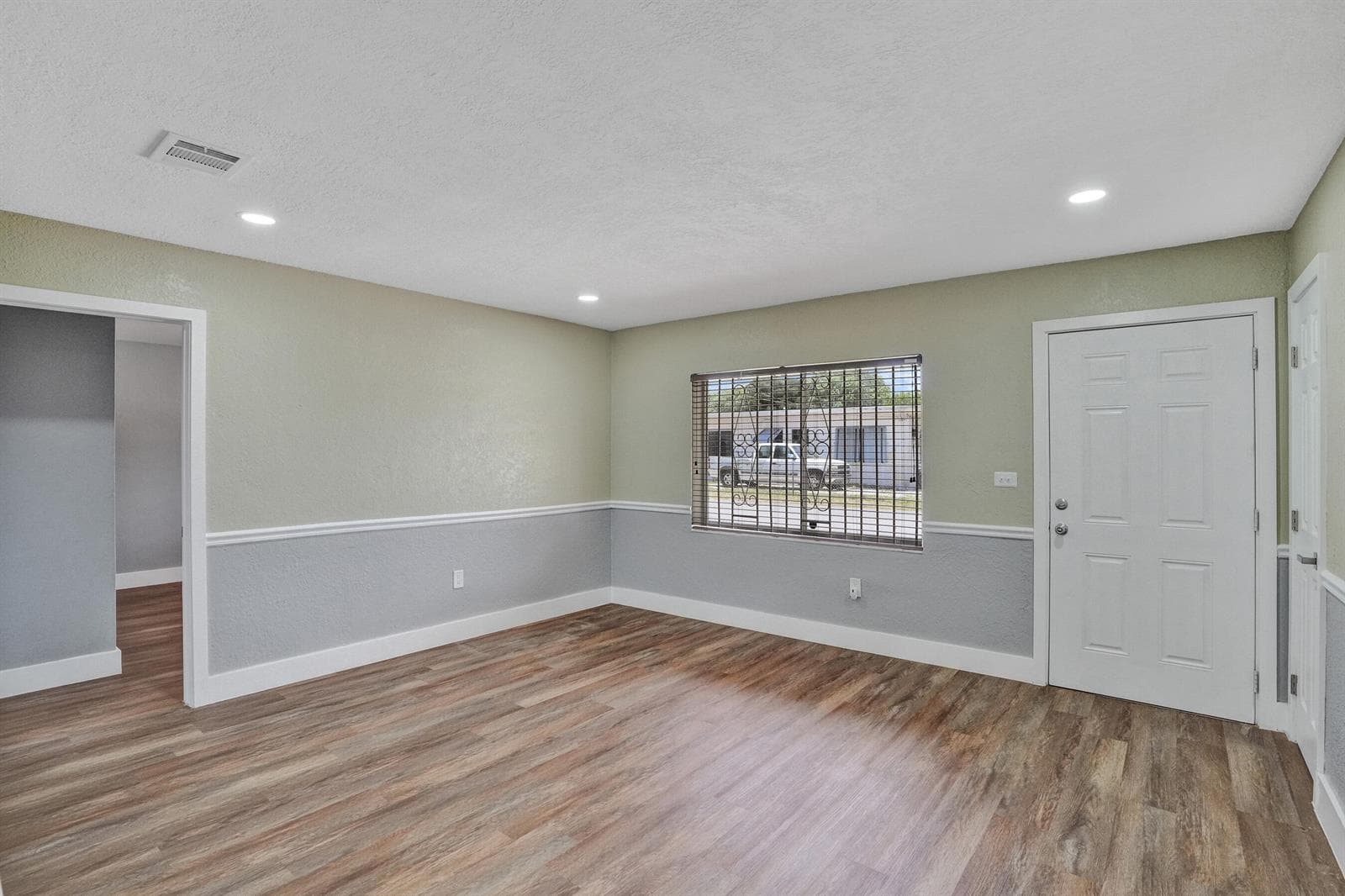 2147 NW 100th Street, Miami, FL 33147 photo 13