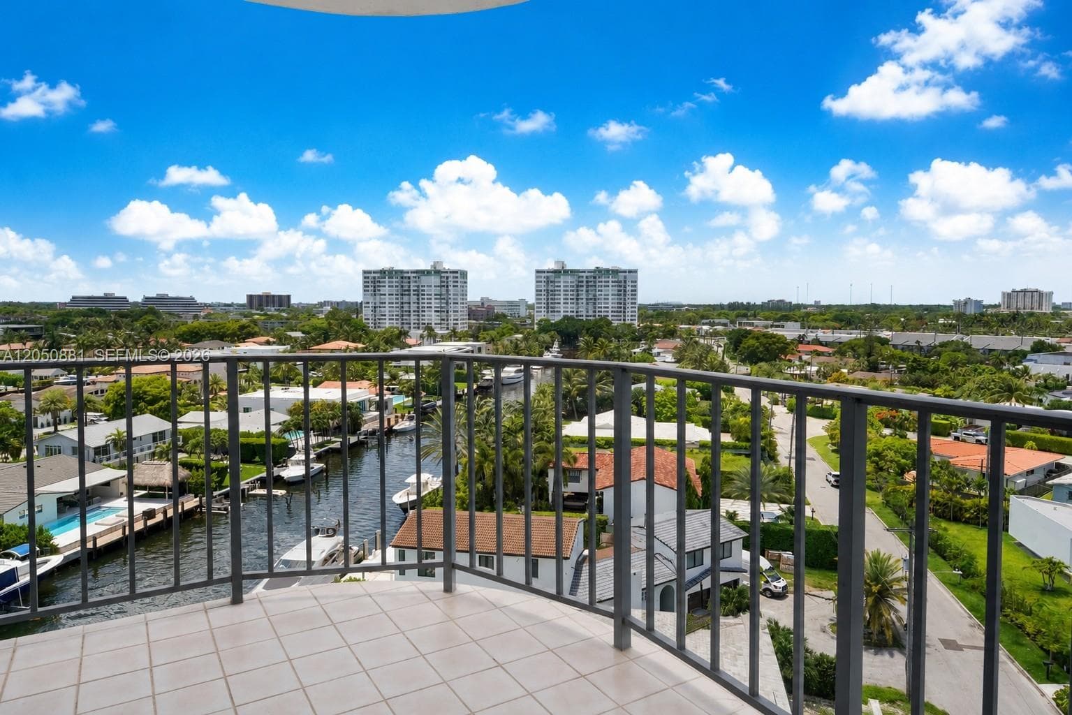 11930 N Bayshore Dr # 909, North Miami, FL 33181 photo 4