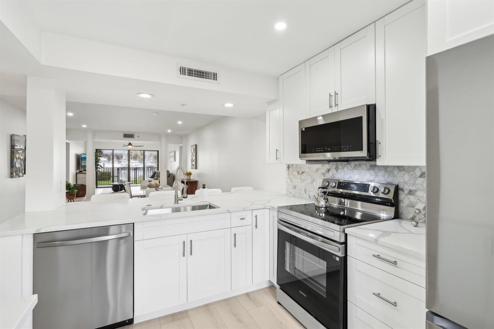 1601 Marina Isle Way # 101, Jupiter, FL 33477 photo 8