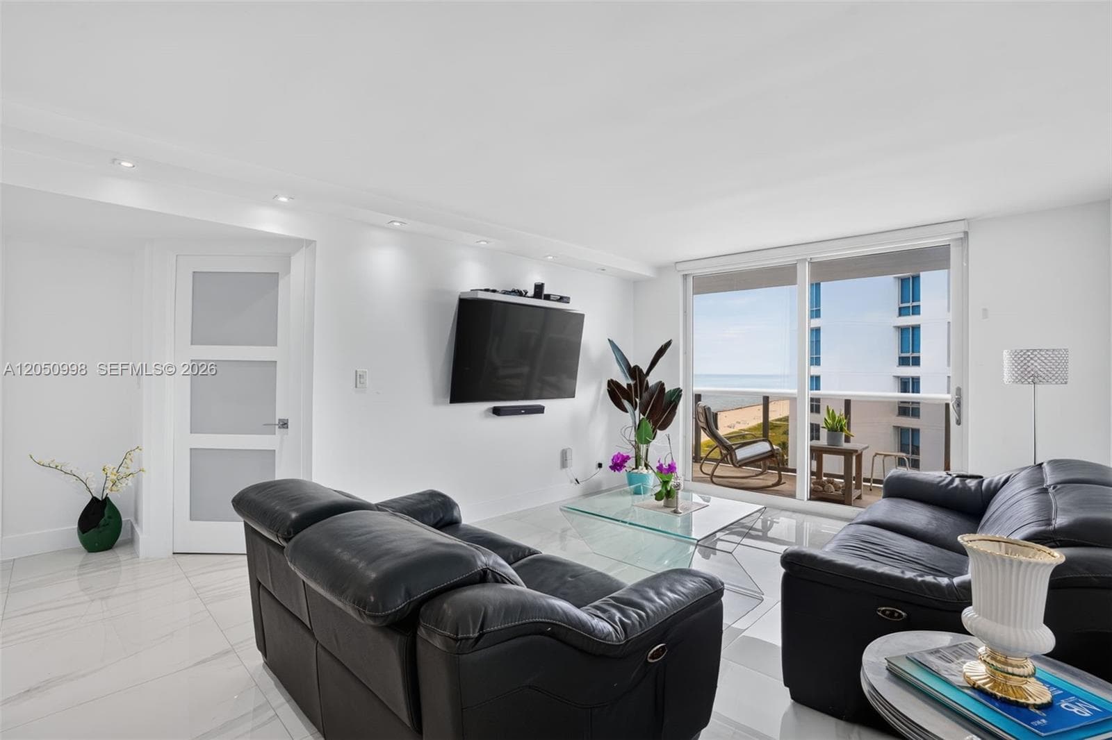 6039 Collins Ave # 1624, Miami Beach, FL 33140 photo 9