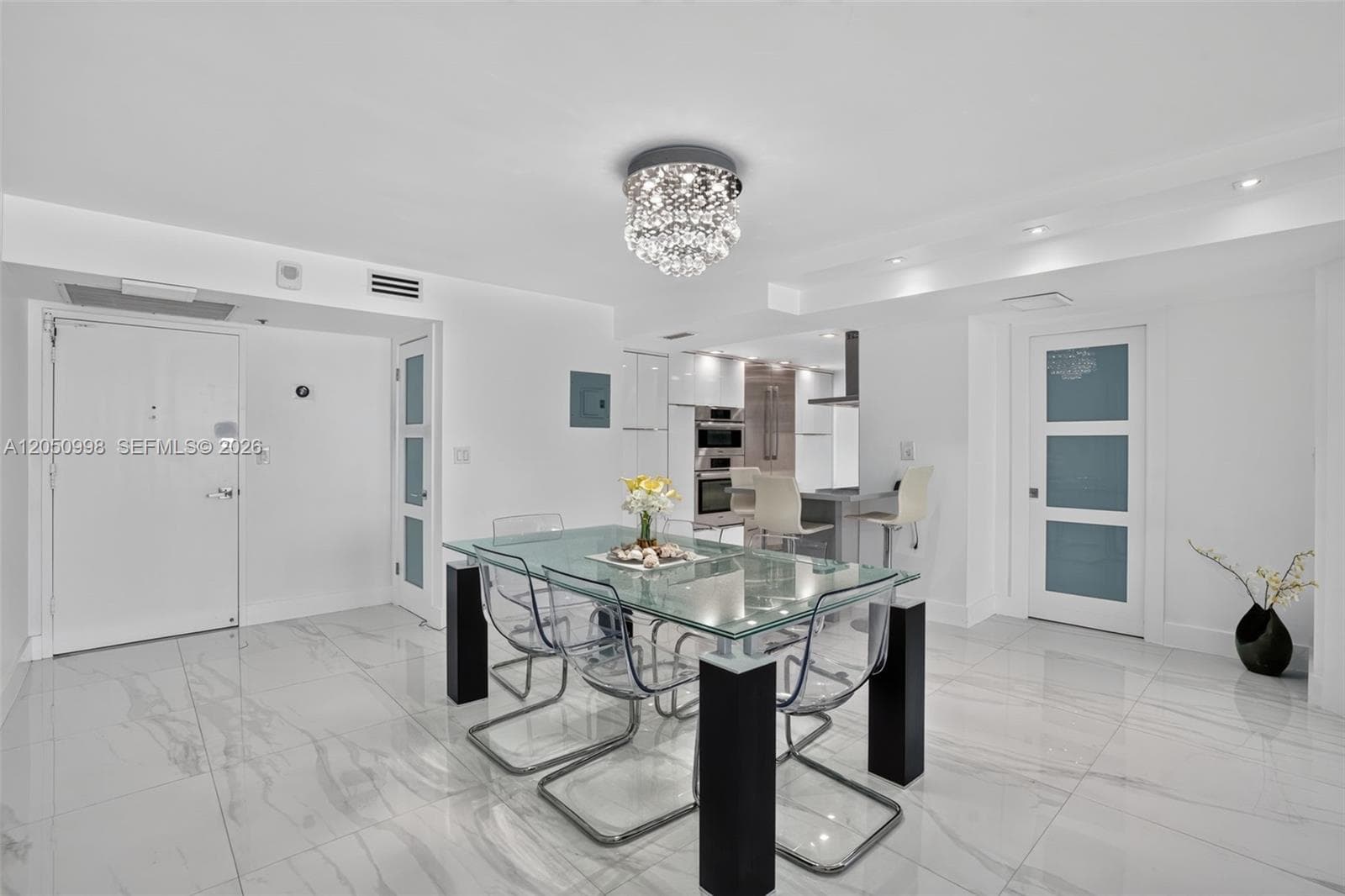6039 Collins Ave # 1624, Miami Beach, FL 33140 photo 8