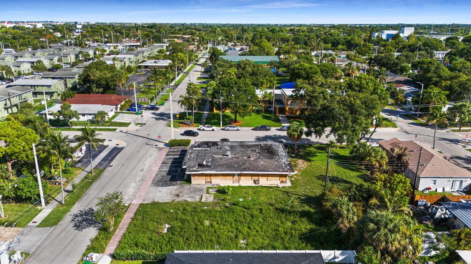 880 NW 25th Avenue, Fort Lauderdale, FL 33311 photo 12