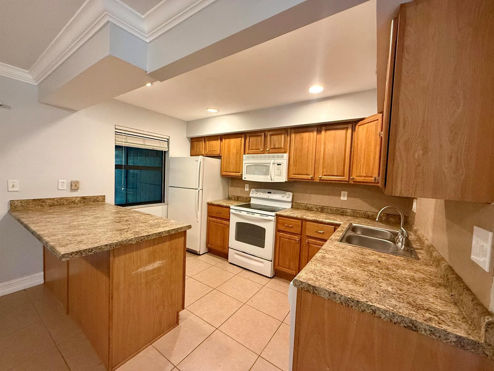 814 Sandtree Drive, Palm Beach Gardens, FL 33403 photo 6