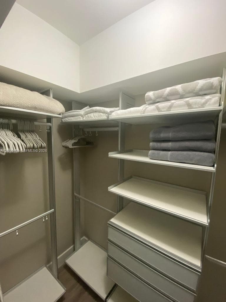 951 Brickell Ave # 1706, Miami, FL 33131 photo 7