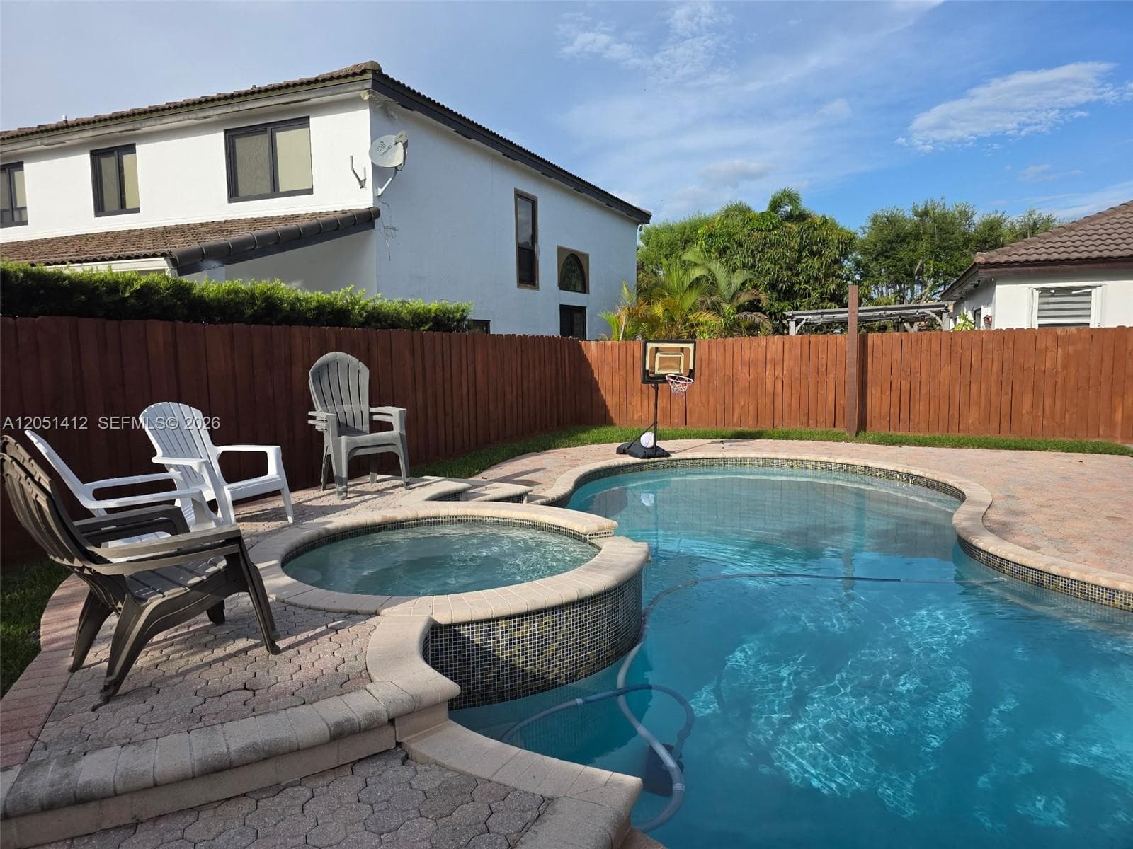 16453 SW 75th Ter, Miami, FL 33193 photo 8