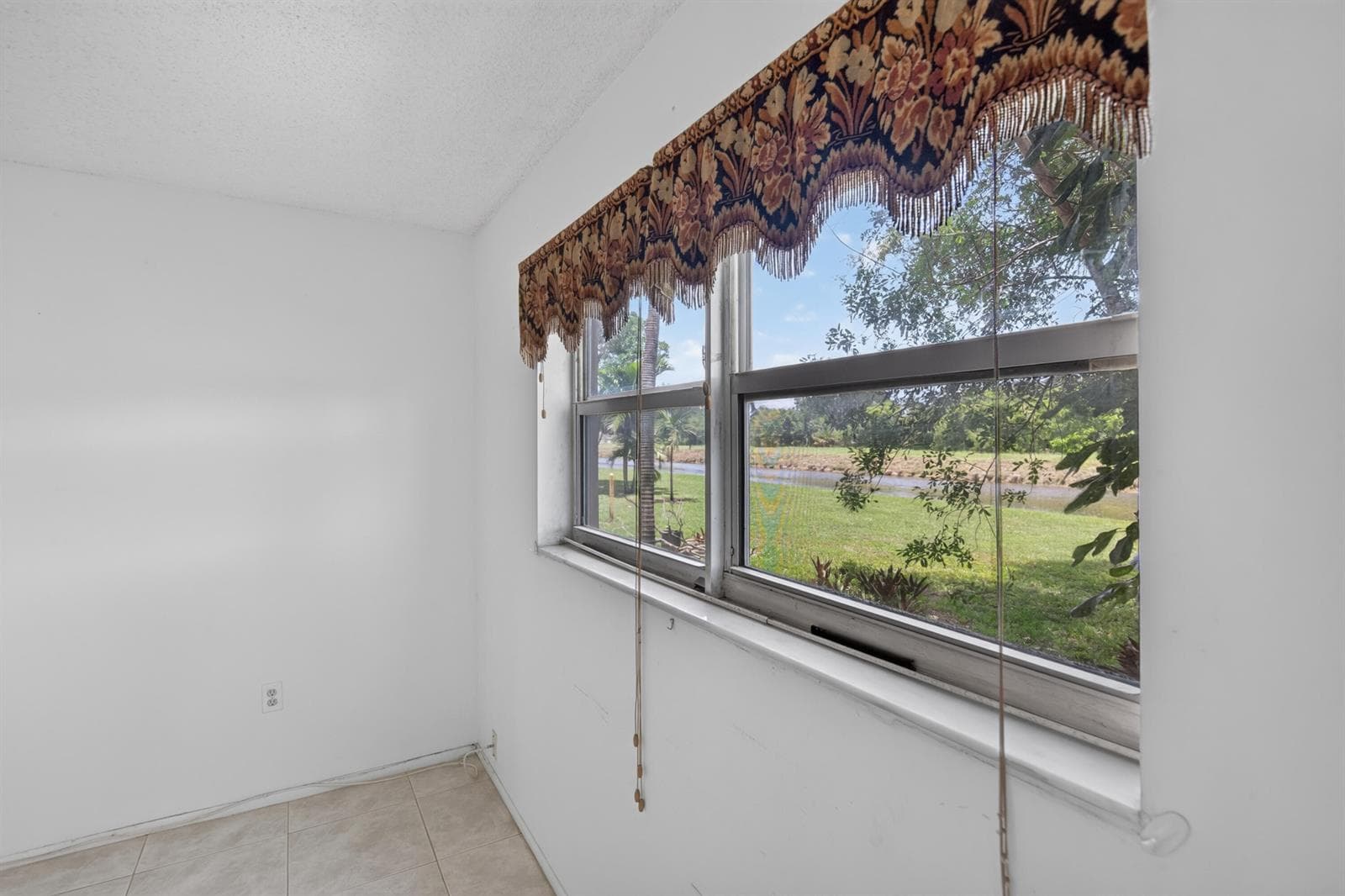 8101 N Sunrise Lakes Drive N # 112, Sunrise, FL 33322 photo 12