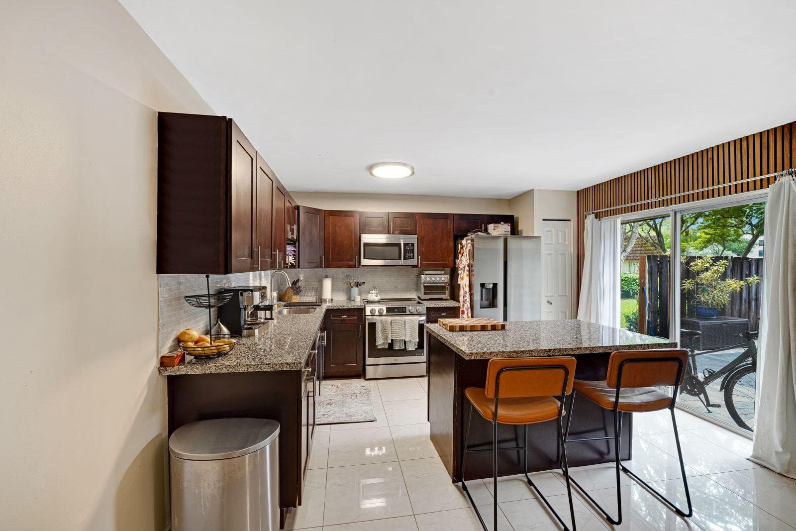 8910 SW 20th Place # A-23, Davie, FL 33324