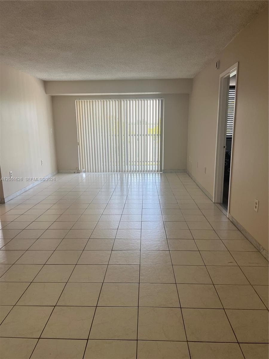 1250 NE 125th St # 403D, North Miami, FL 33161 photo 6