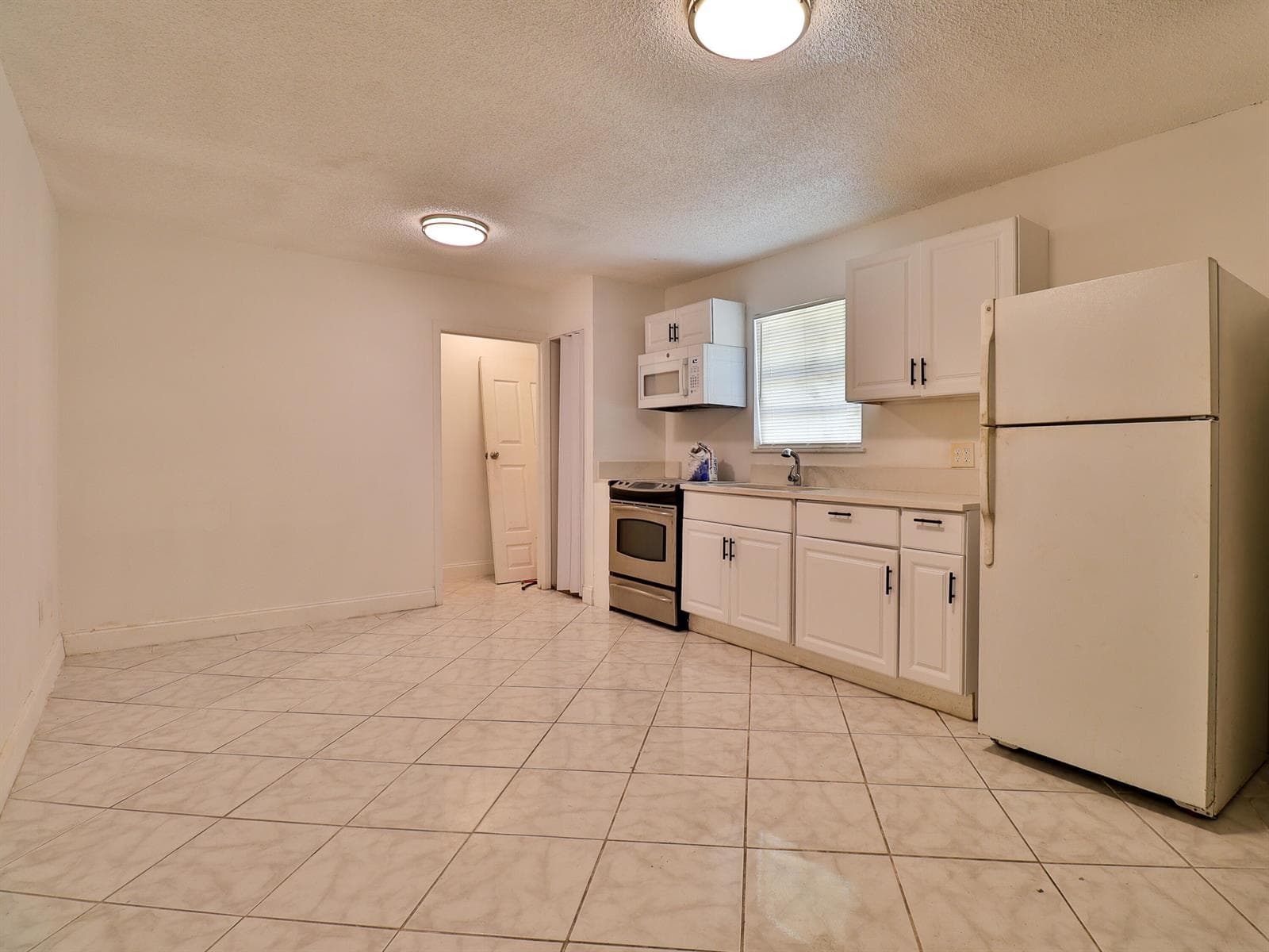3024 W Dixie Boulevard, Fort Pierce, FL 34946 photo 10