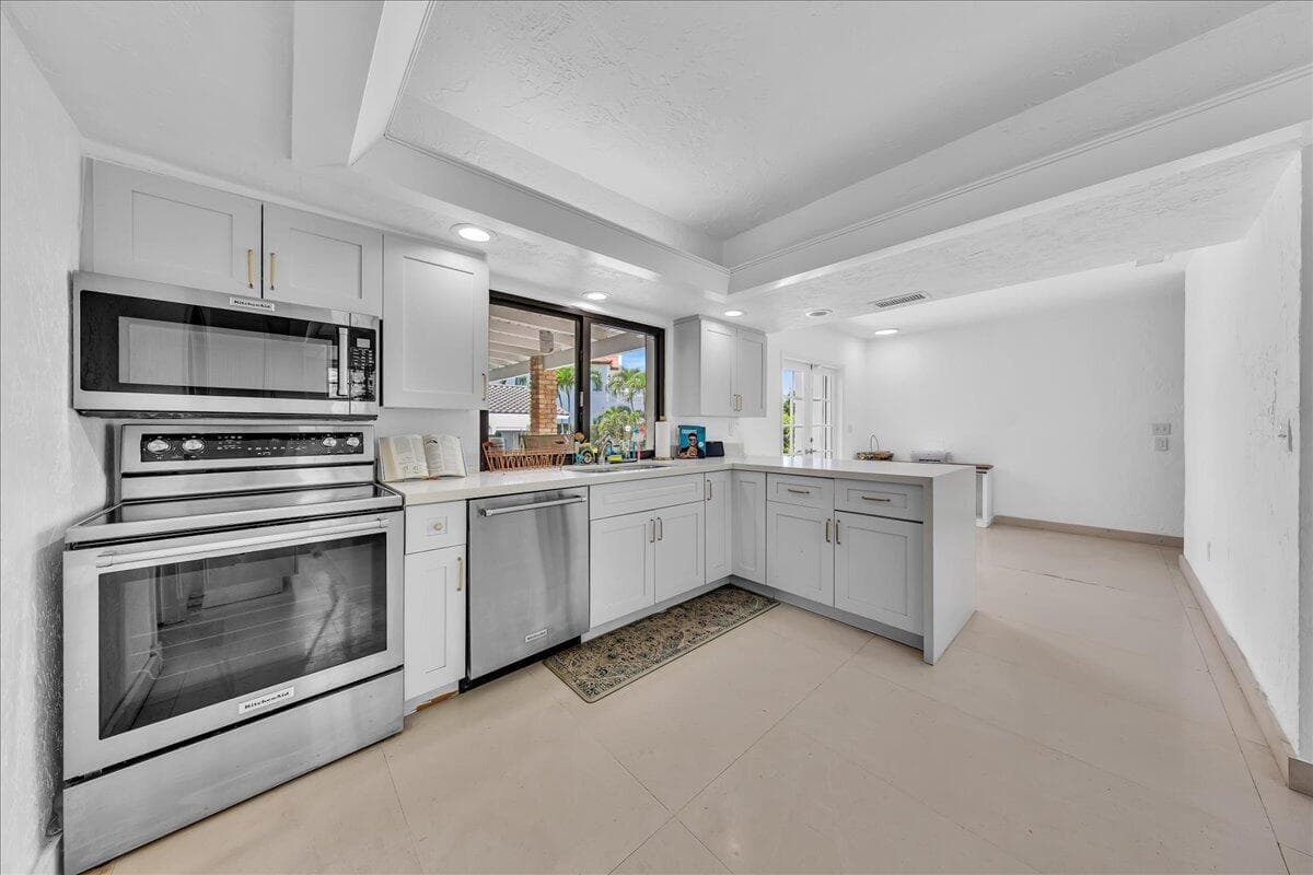 5901 SW 136th Street, Pinecrest, FL 33156 photo 11