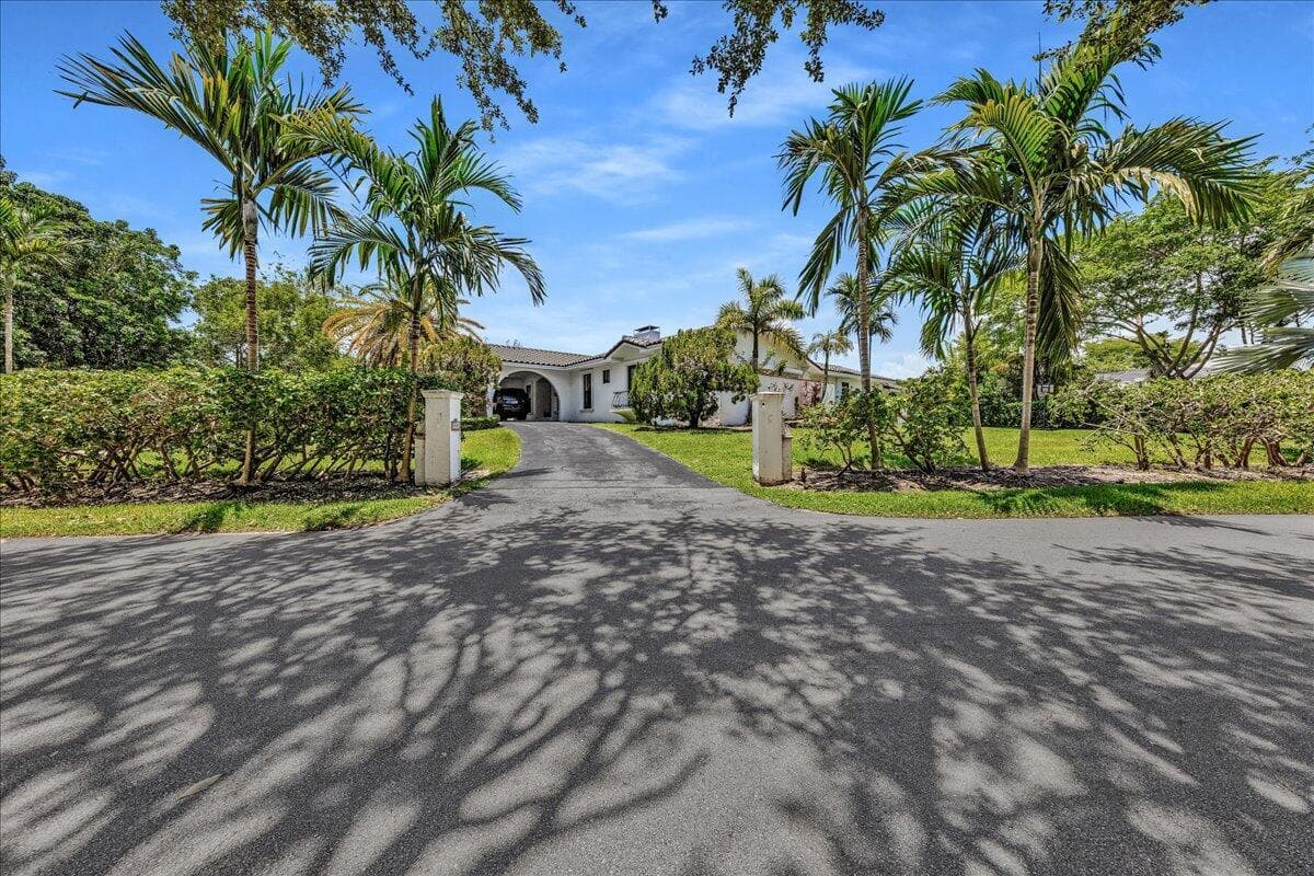 5901 SW 136th Street, Pinecrest, FL 33156 photo 4