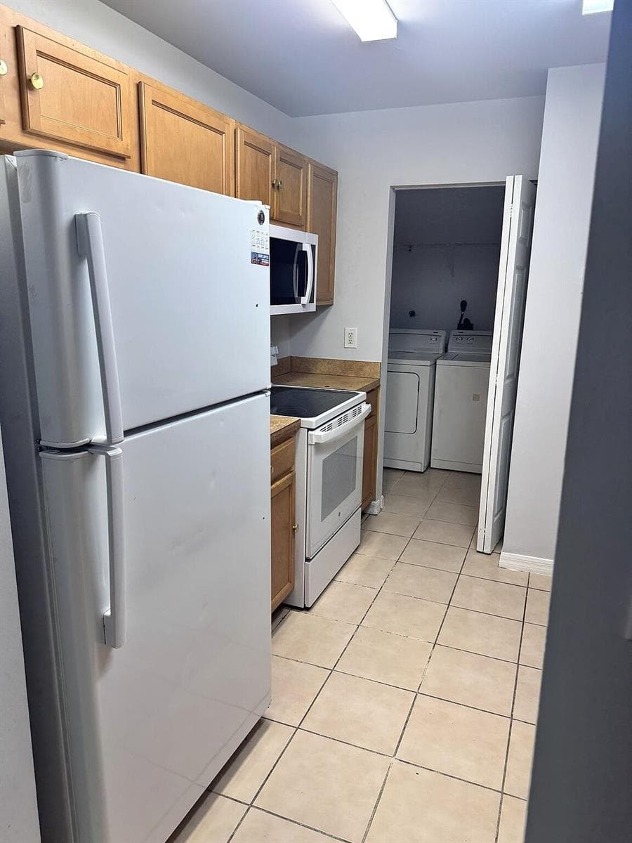 2800 NW 55th Avenue # 2c, Lauderhill, FL 33313 photo 2