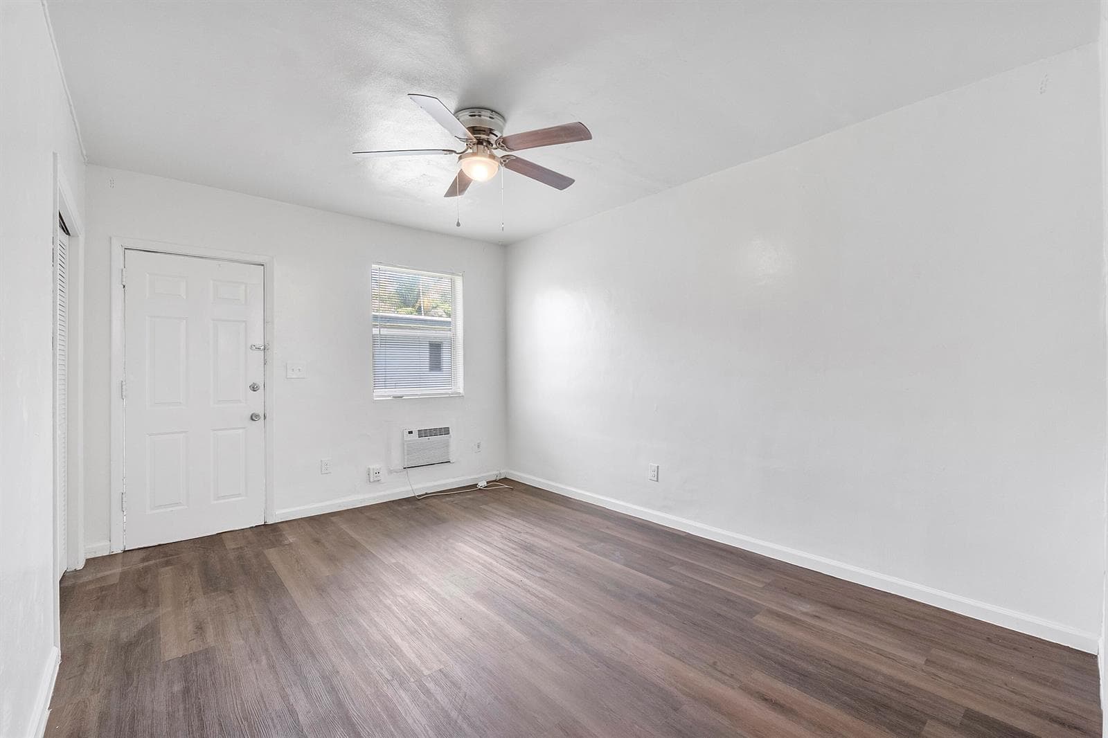 515 NE 150th Street # 1, Miami, FL 33161 photo 2