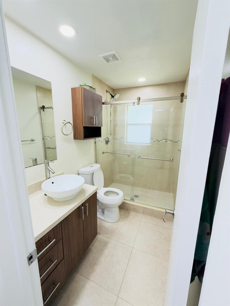 5545 N Lakewood Circle N # 425, Margate, FL 33063 photo 8